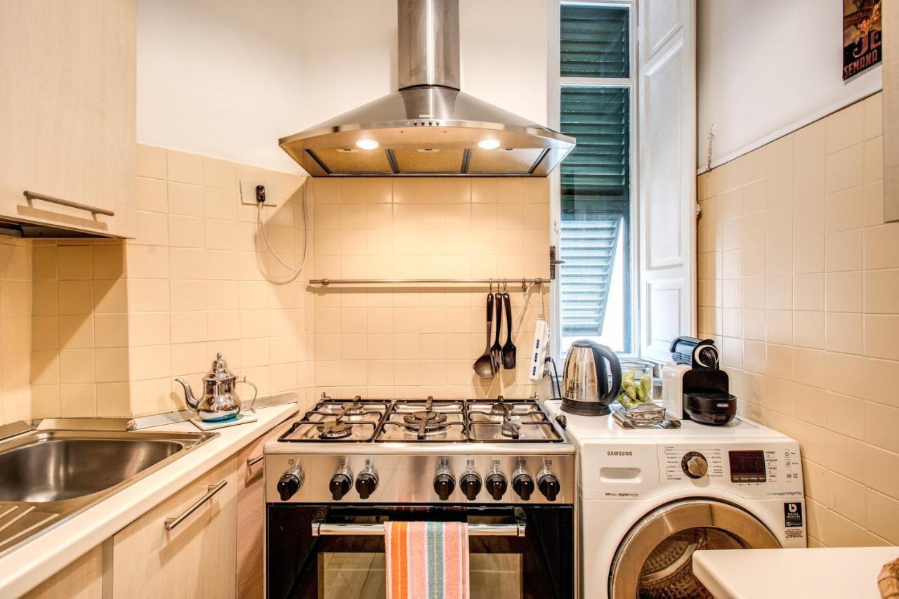 Colonna Suite - Rome Via Del Corso Big Apartment מראה חיצוני תמונה